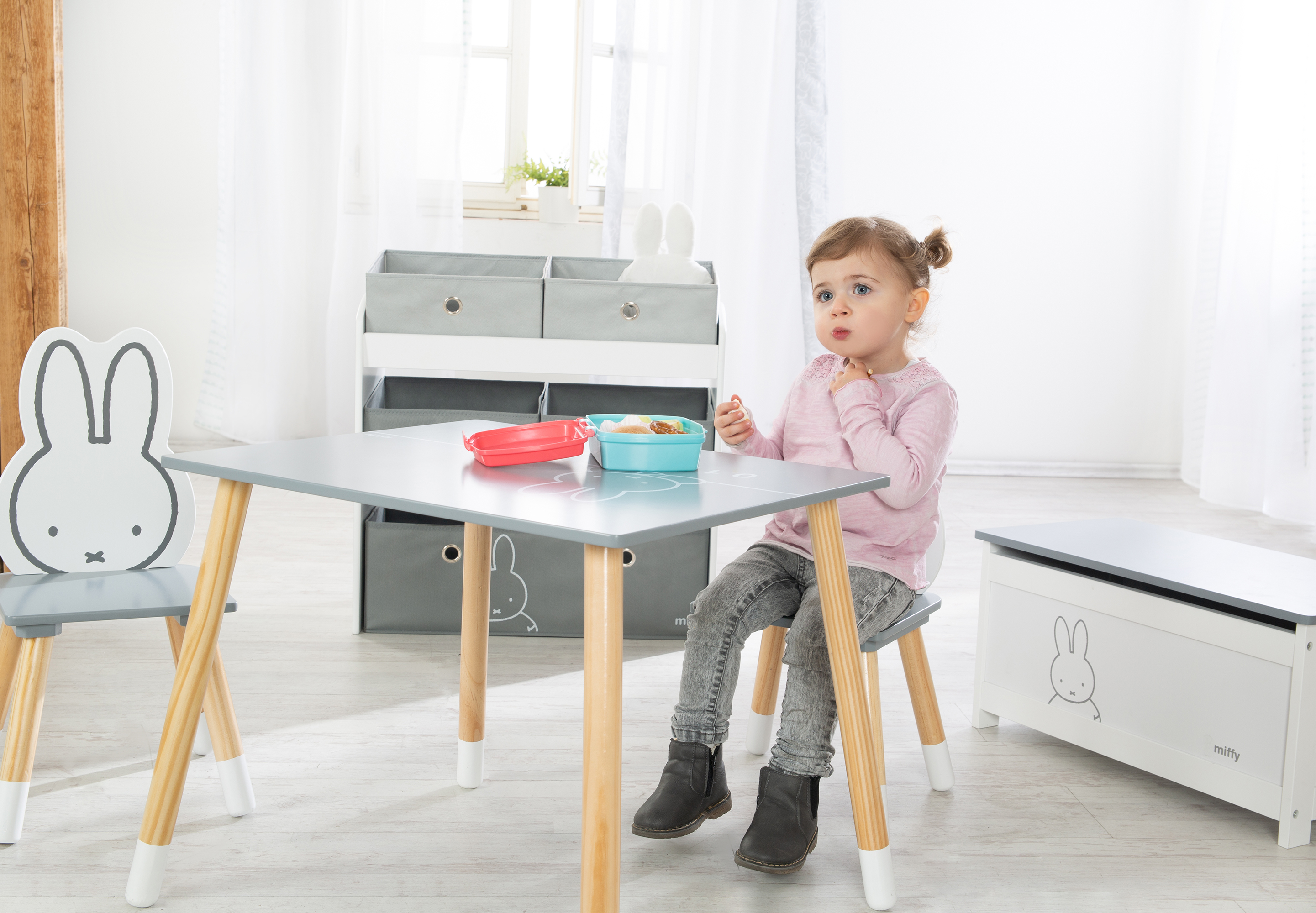 Tisch, roba 1 lackiert miffy®, & | weiß, Sitzgruppe Kinderstühlen Kinder 2 dunkelgrau, Holz, Norma24