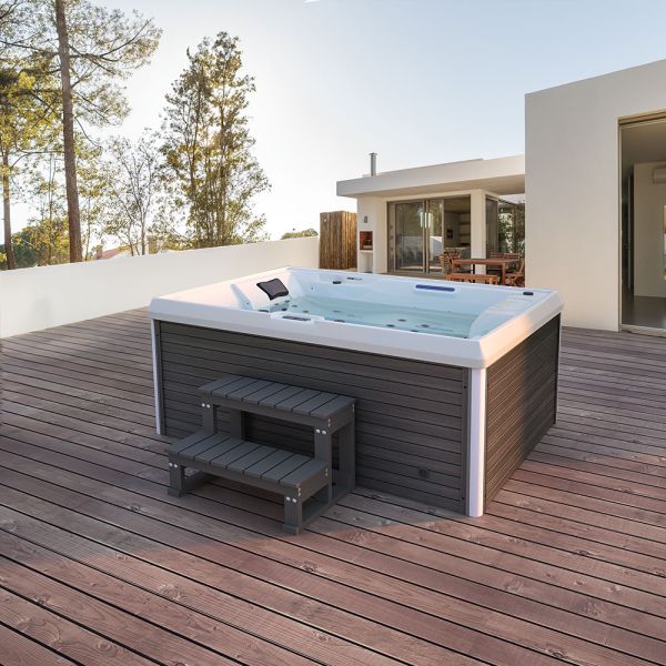 HOME DELUXE Outdoor Whirlpool STREAM inkl. Treppe und Thermoabdeckung
