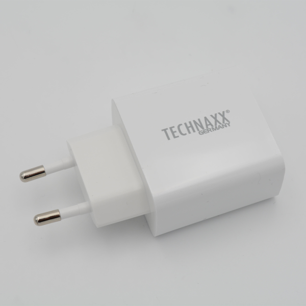 "Fast Charge" - Ladegerät, USB-Typ-A QC 3.0 Schnellladegerät 18W