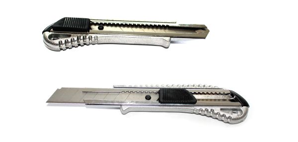 Vago-Tools 12 Stück Alu-Teppichmesser Druckguss Cuttermesser 18 mm
